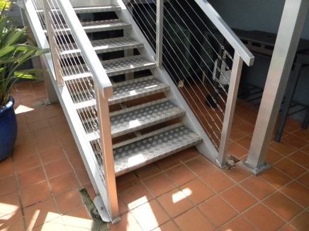 Aluminium staircases